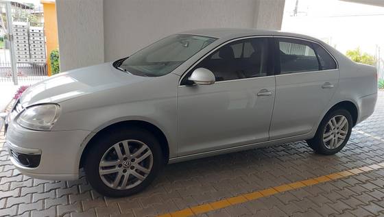 VOLKSWAGEN JETTA 2.5 I 20V 170CV GASOLINA 4P TIPTRONIC VOLKSWAGEN JETTA 2.5 I 20V 170CV GASOLINA 4P TIPTRONIC